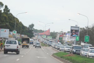 Compose a poem about car traffic in Lusaka in a Zambian language.